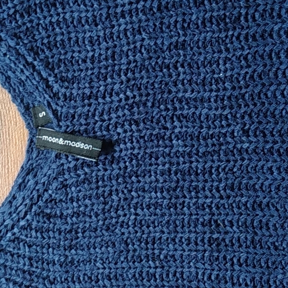 Sale! Moon & Madison Blue Crochet Tank Top S - Picture 2 of 5